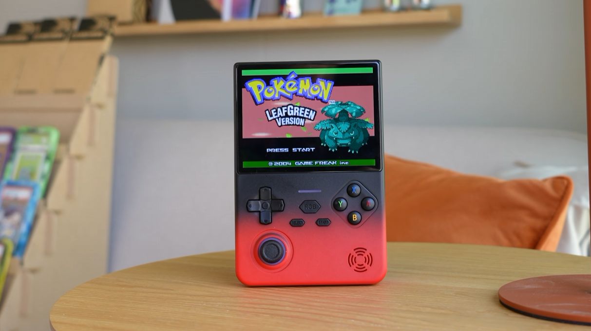 Lenovo retira su consola portátil G02 tras el escándalo de las ROMs piratas preinstaladas