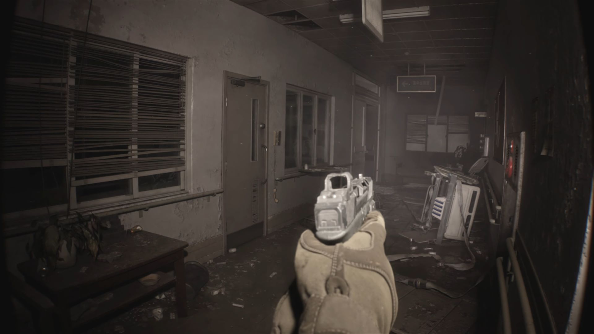 Captura de Athanasia, el juego de terror con dinosaurios en una instalación secreta